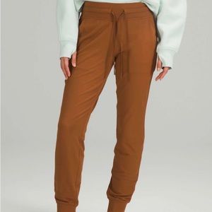 NWT Ready to Rulu High-Rise Jogger | Copper Brown Size 8